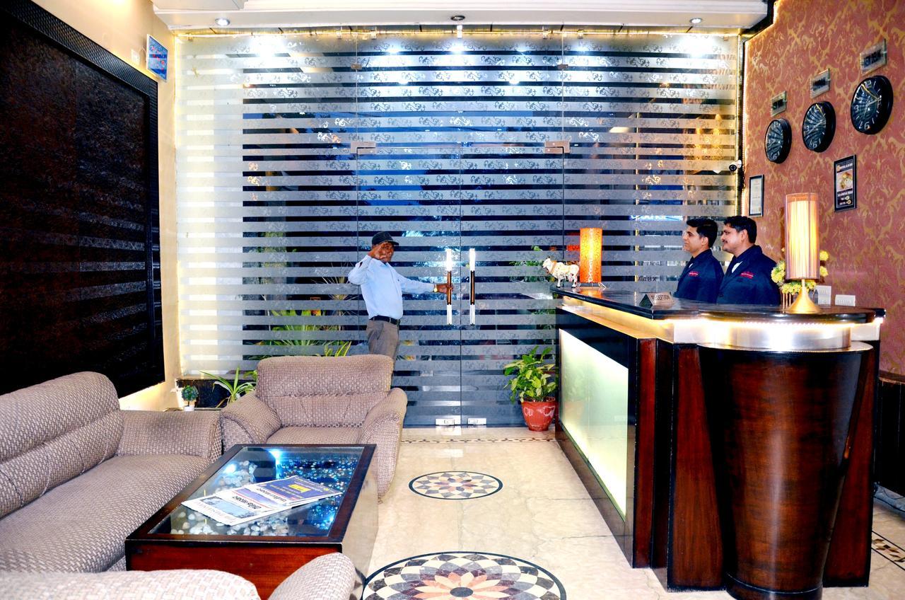 Hotel B.R. Inn Panipat Exterior photo